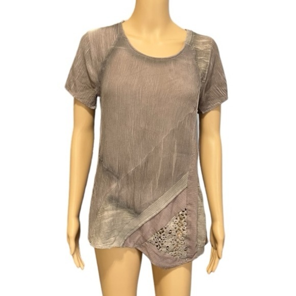 Gimmicks by BKE Boho Asymmetrical Short Sleeve Tunic Top Size XS - Picture 1 of 9